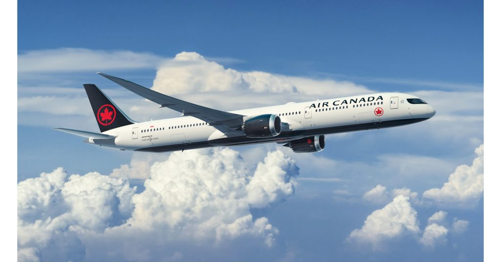 محاکمه هواپیمایی Air Canada برای گمراهی یک مسافر با چت بات