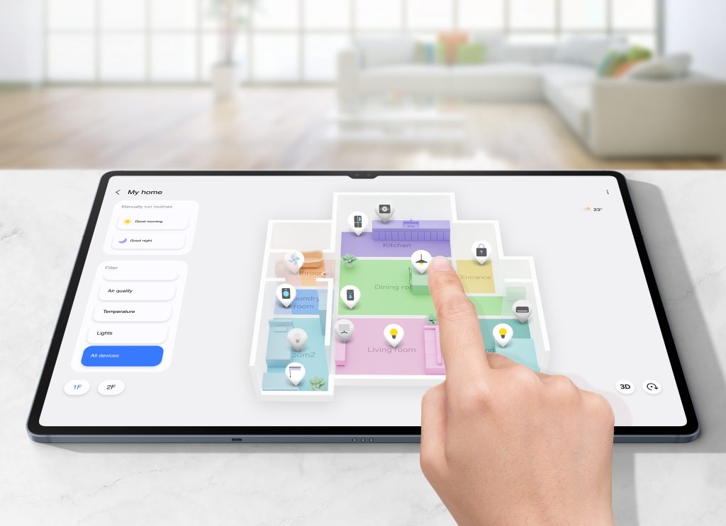 تبلت‌های سری S10 همچنین به عنوان یک دستگاه هوش مصنوعی خانگی عمل می‌کنند! این دستگاه نمای بصری از خانه‌ی شما و همه دستگاه های متصل را ارائه می‌دهد؛ تا مدیریت دستگاه را در SmartThings را ساده‌تر کند.