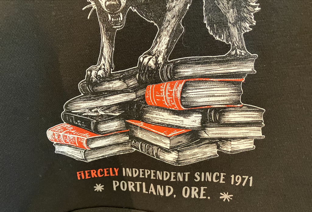 جنجال تیشرت گرگ پاولز بوکز